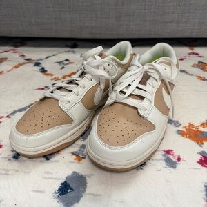 Nike Low-Top Sneakers in Cream